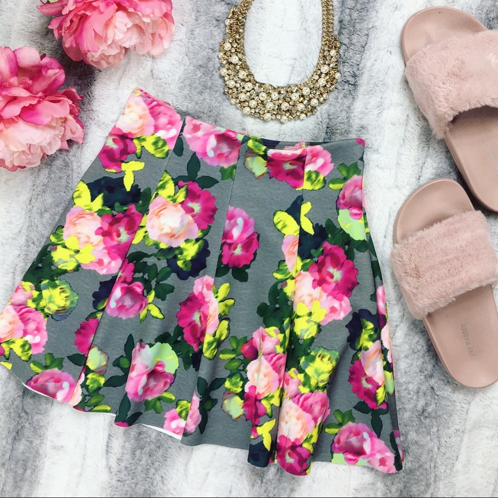 H&M • Floral Skater Skirt